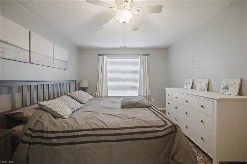 Photo 18 of 50 residential for sale in Virginia Beach virginia