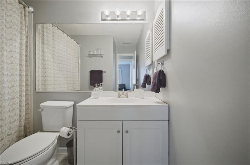 Photo 25 of 50 residential for sale in Virginia Beach virginia