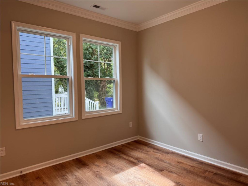 Photo 12 of 18 residential for sale in Norfolk virginia
