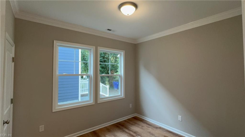 Photo 13 of 18 residential for sale in Norfolk virginia
