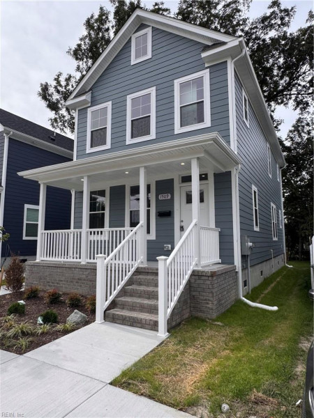 Photo 3 of 18 residential for sale in Norfolk virginia