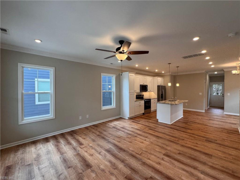 Photo 7 of 18 residential for sale in Norfolk virginia