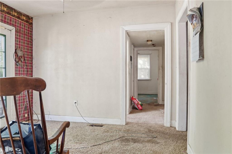 Photo 4 of 10 residential for sale in Norfolk virginia