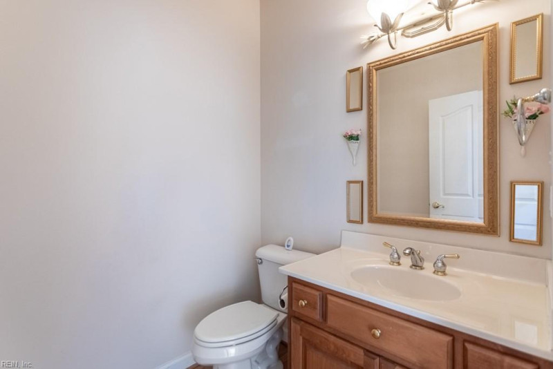 Photo 19 of 50 residential for sale in York County virginia