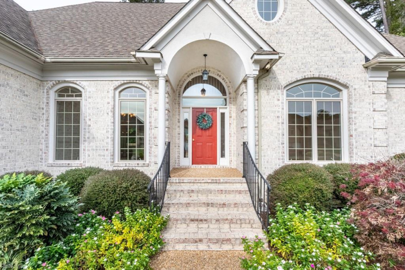 Photo 3 of 50 residential for sale in York County virginia