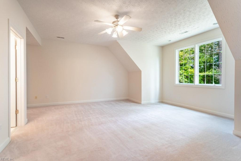 Photo 32 of 50 residential for sale in York County virginia