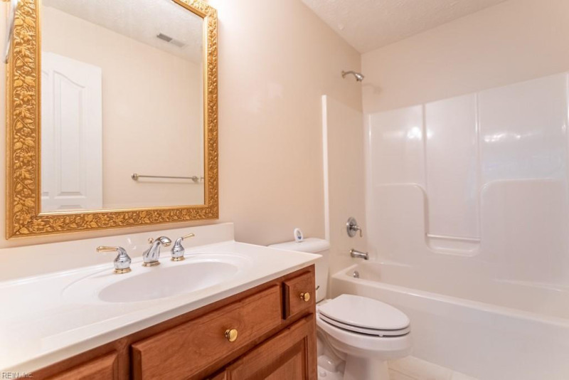 Photo 33 of 50 residential for sale in York County virginia