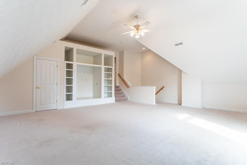 Photo 36 of 50 residential for sale in York County virginia