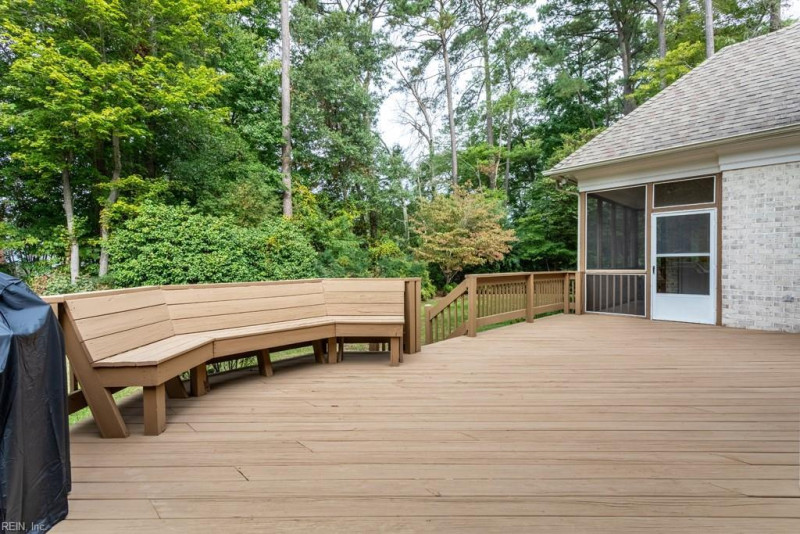 Photo 40 of 50 residential for sale in York County virginia