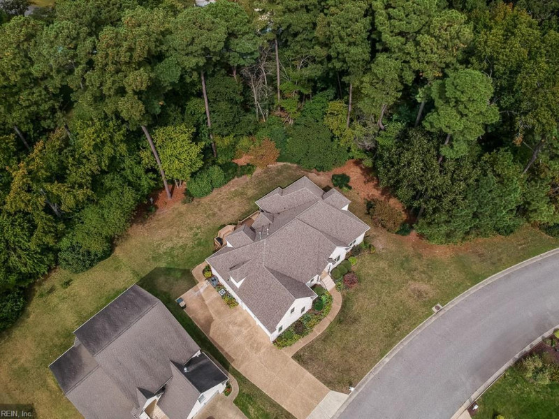 Photo 47 of 50 residential for sale in York County virginia