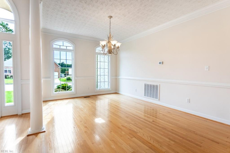 Photo 6 of 50 residential for sale in York County virginia