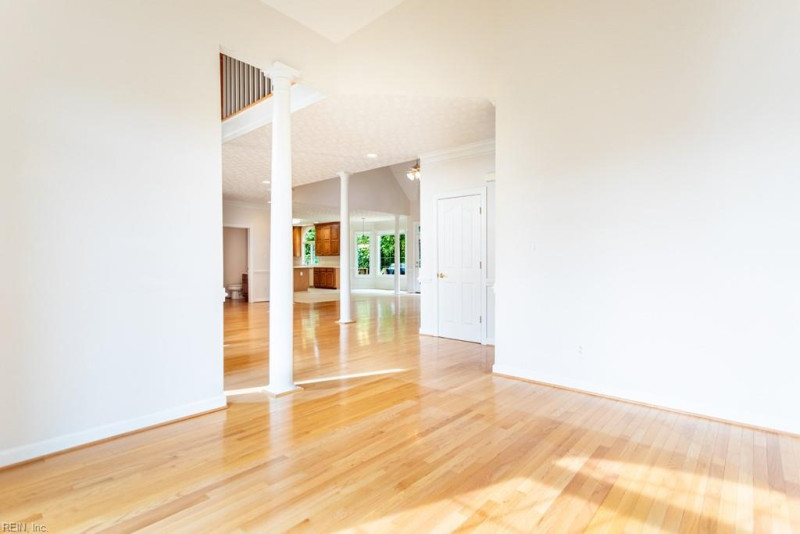 Photo 8 of 50 residential for sale in York County virginia