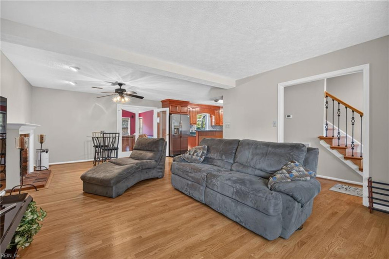 Photo 6 of 35 residential for sale in Hampton virginia