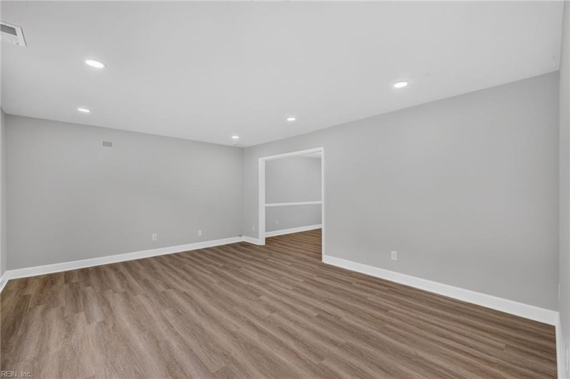 Photo 6 of 31 residential for sale in Chesapeake virginia Photo 6 of 31 residential for sale in Chesapeake virginia