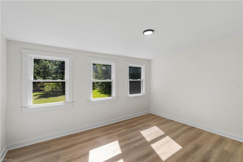 Photo 13 of 40 residential for sale in Norfolk virginia Photo 13 of 40 residential for sale in Norfolk virginia