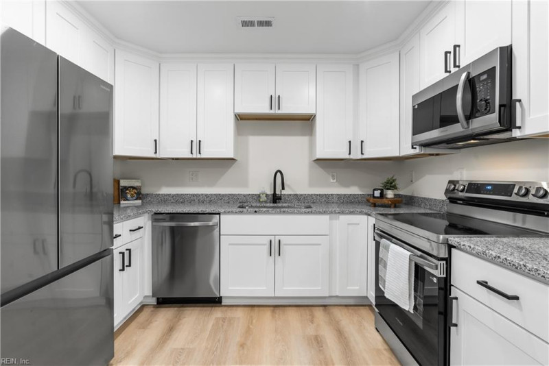 Photo 3 of 40 residential for sale in Norfolk virginia Photo 3 of 40 residential for sale in Norfolk virginia