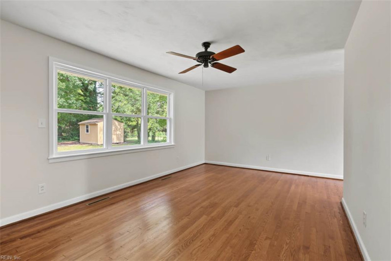 Photo 11 of 36 residential for sale in Newport News virginia