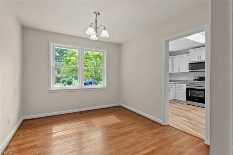 Photo 12 of 36 residential for sale in Newport News virginia