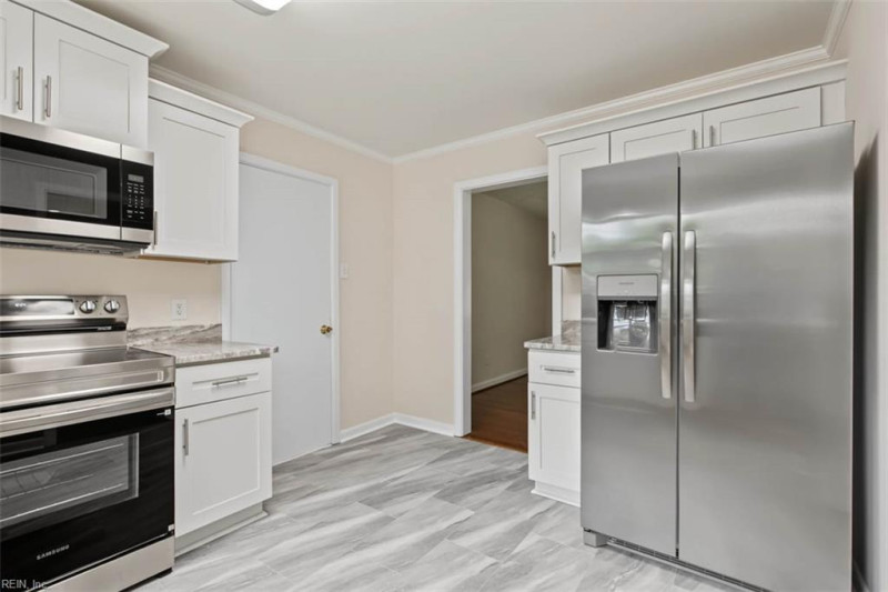Photo 17 of 36 residential for sale in Newport News virginia