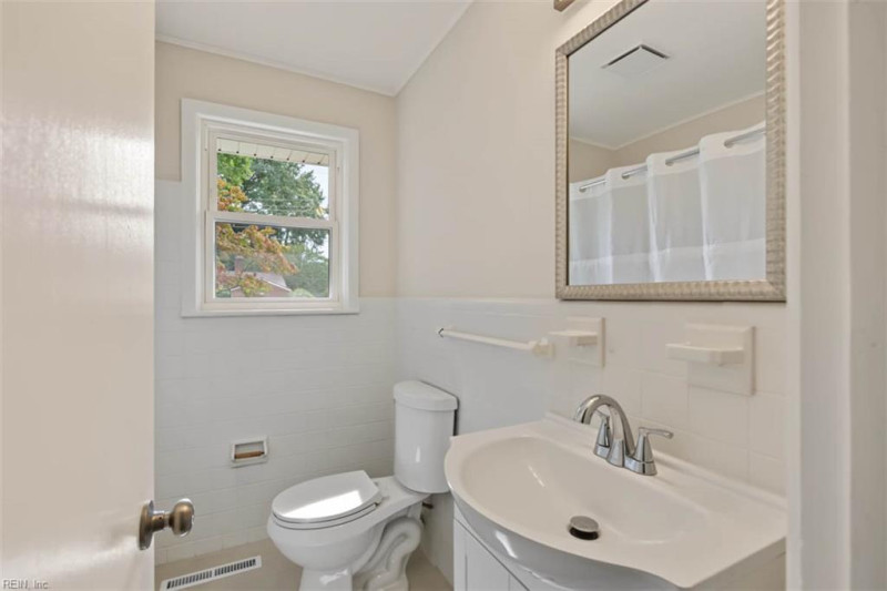 Photo 28 of 36 residential for sale in Newport News virginia