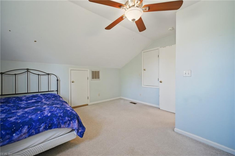 Photo 17 of 35 residential for sale in Chesapeake virginia Photo 17 of 35 residential for sale in Chesapeake virginia