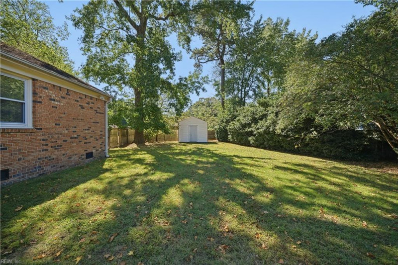 Photo 31 of 35 residential for sale in Chesapeake virginia Photo 31 of 35 residential for sale in Chesapeake virginia