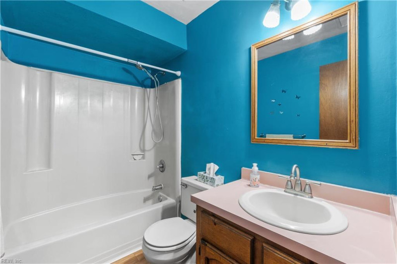 Photo 24 of 32 residential for sale in Chesapeake virginia