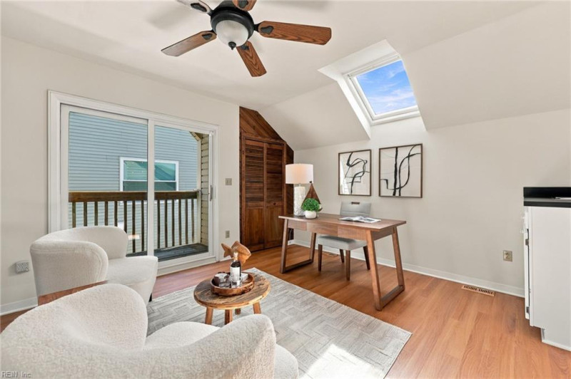 Photo 15 of 42 residential for sale in Virginia Beach virginia