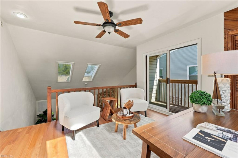 Photo 16 of 42 residential for sale in Virginia Beach virginia