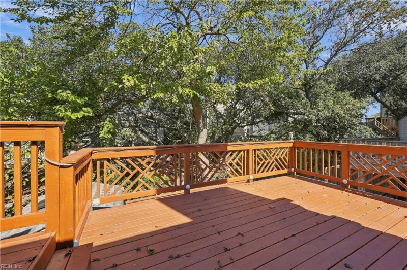 Photo 17 of 42 residential for sale in Virginia Beach virginia