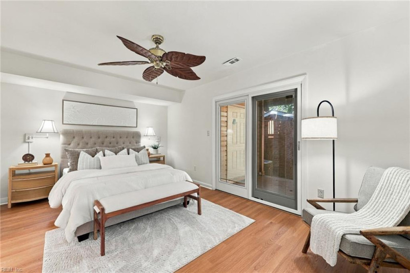 Photo 20 of 42 residential for sale in Virginia Beach virginia