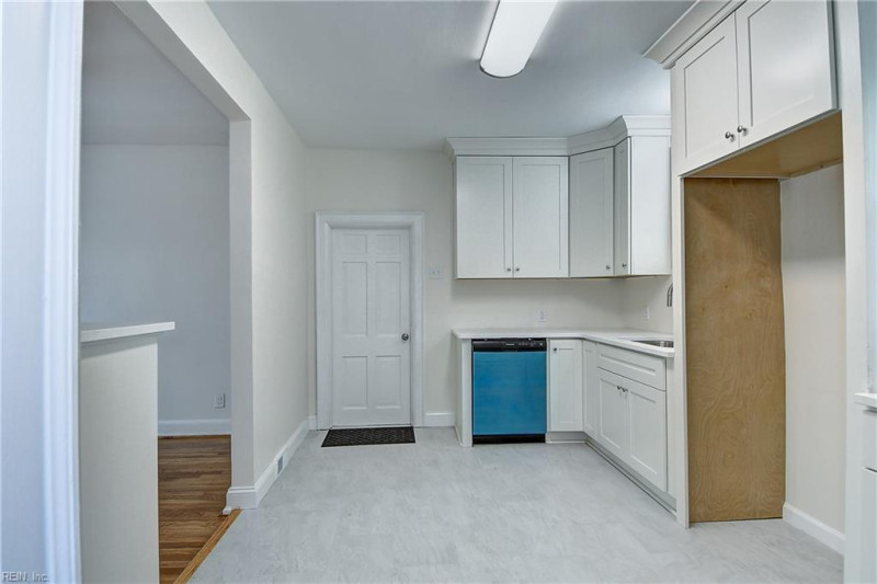Photo 16 of 38 residential for sale in Portsmouth virginia Photo 16 of 38 residential for sale in Portsmouth virginia