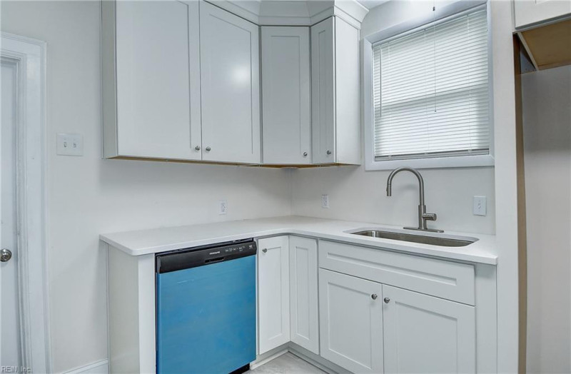 Photo 17 of 38 residential for sale in Portsmouth virginia Photo 17 of 38 residential for sale in Portsmouth virginia