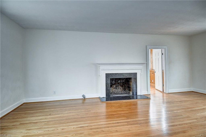 Photo 6 of 38 residential for sale in Portsmouth virginia Photo 6 of 38 residential for sale in Portsmouth virginia