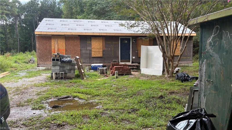 Photo 3 of 10 residential for sale in Suffolk virginia Photo 3 of 10 residential for sale in Suffolk virginia