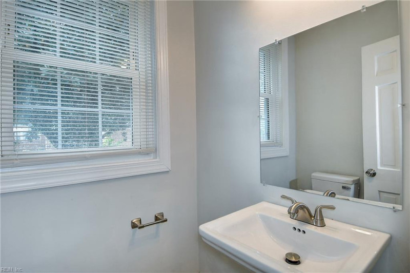 Photo 21 of 47 residential for sale in Portsmouth virginia Photo 21 of 47 residential for sale in Portsmouth virginia