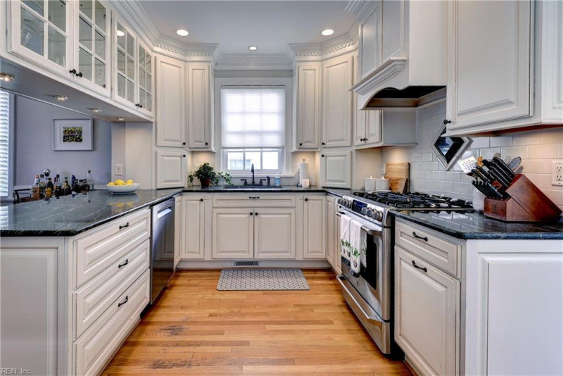 Photo 16 of 41 residential for sale in Williamsburg virginia