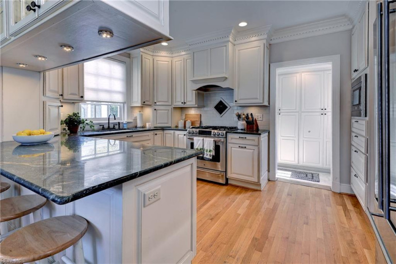Photo 17 of 41 residential for sale in Williamsburg virginia