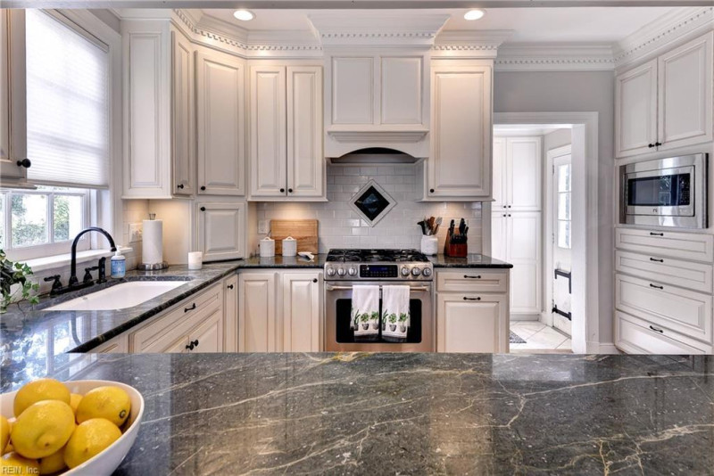 Photo 18 of 41 residential for sale in Williamsburg virginia