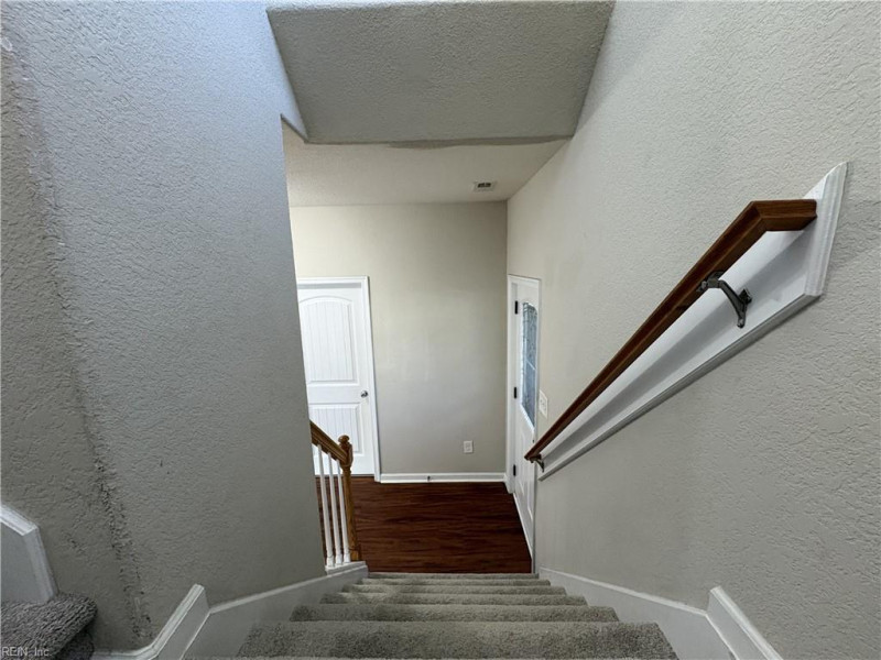 Photo 18 of 22 residential for sale in Chesapeake virginia