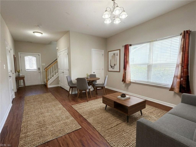 Photo 6 of 22 residential for sale in Chesapeake virginia