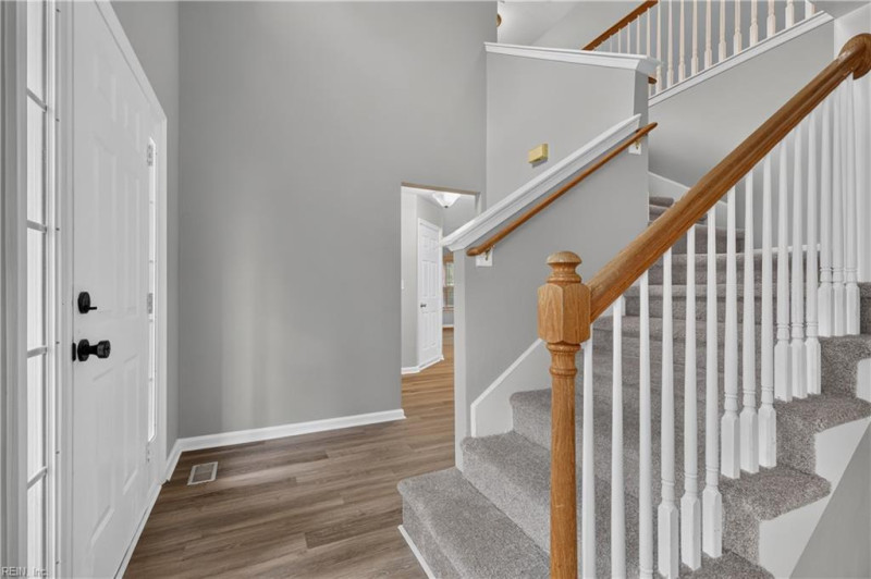 Photo 18 of 42 residential for sale in Chesapeake virginia