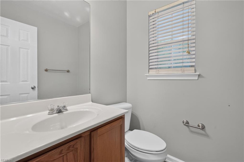 Photo 27 of 42 residential for sale in Chesapeake virginia