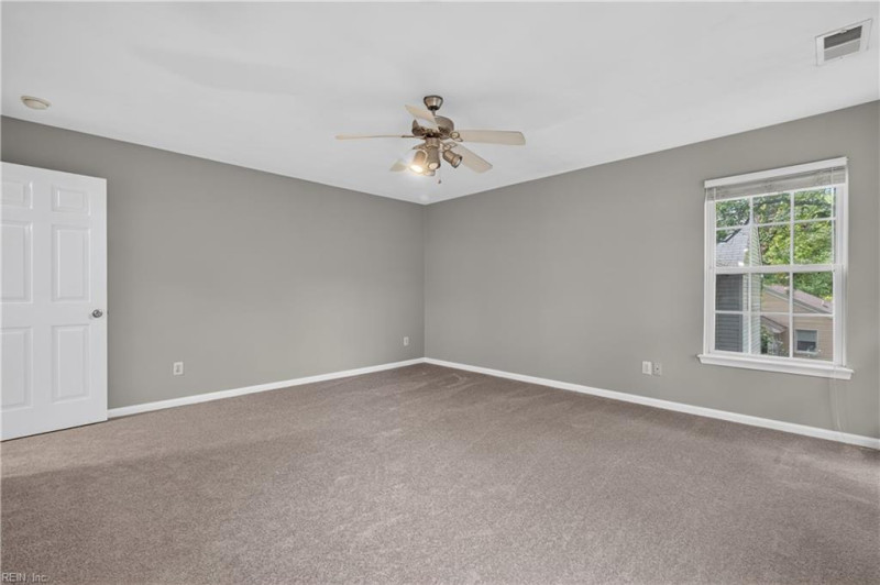 Photo 33 of 42 residential for sale in Chesapeake virginia