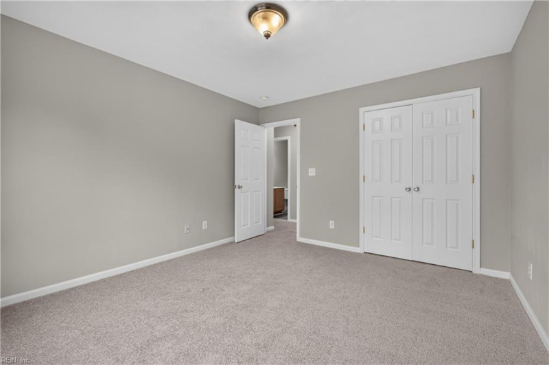 Photo 38 of 42 residential for sale in Chesapeake virginia