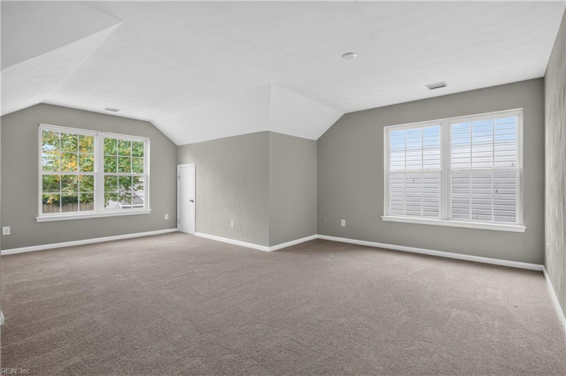 Photo 9 of 42 residential for sale in Chesapeake virginia