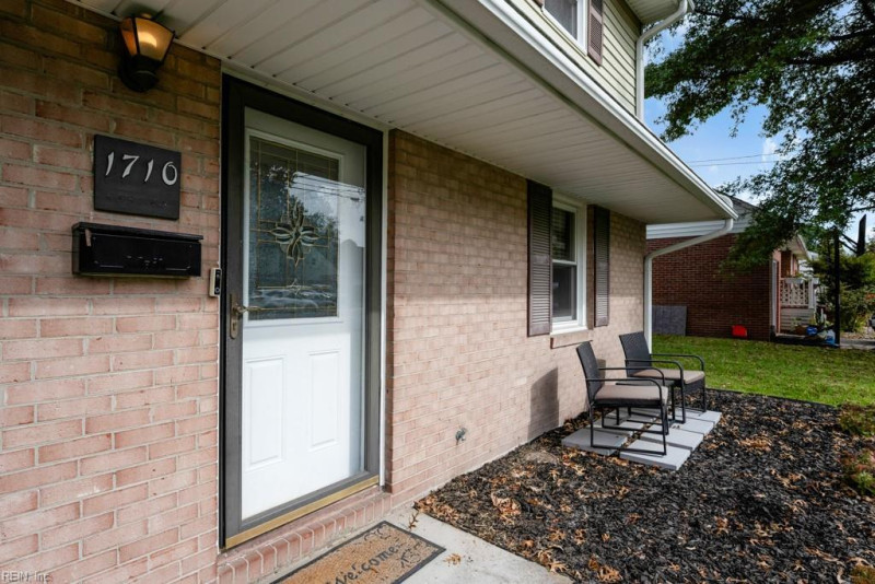 Photo 2 of 34 residential for sale in Norfolk virginia