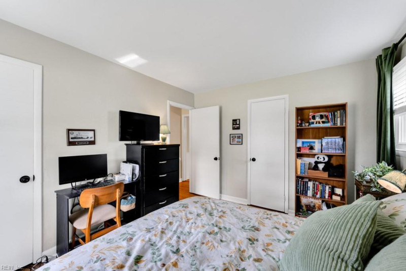 Photo 21 of 34 residential for sale in Norfolk virginia