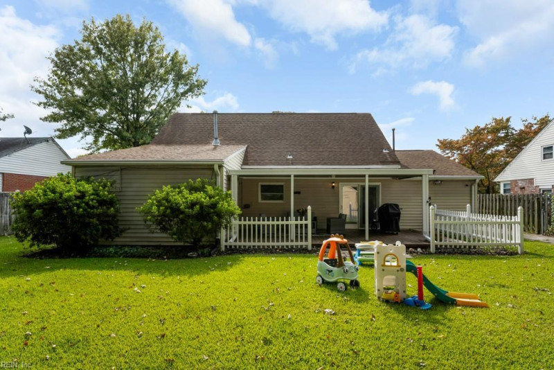 Photo 31 of 34 residential for sale in Norfolk virginia