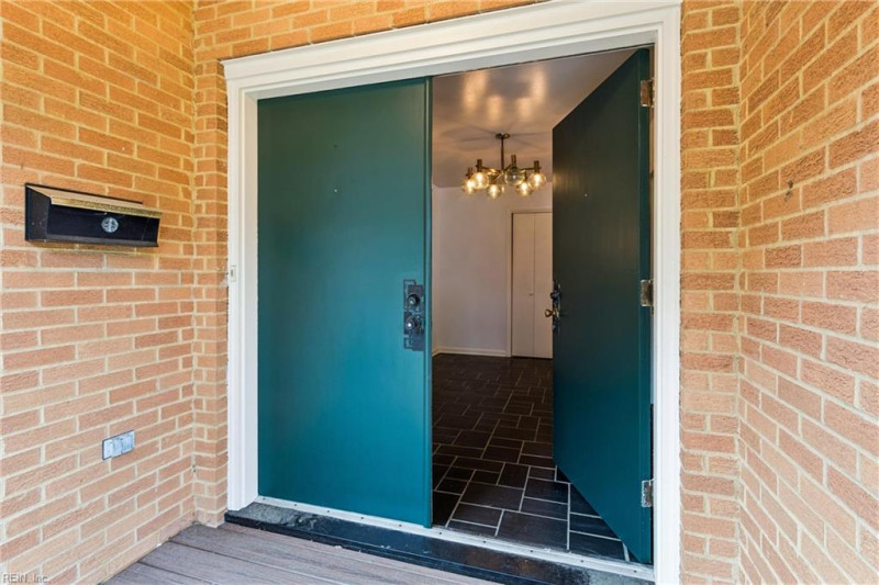 Photo 6 of 40 residential for sale in Newport News virginia Photo 6 of 40 residential for sale in Newport News virginia